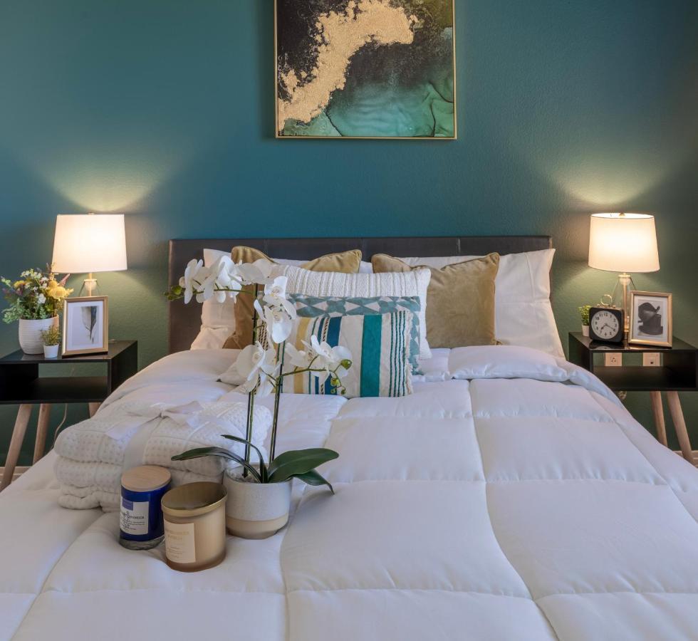 Amazing 2 Bedroom 7 Min From Disneyland W Free Parking อนาไฮม์ ภายนอก รูปภาพ
