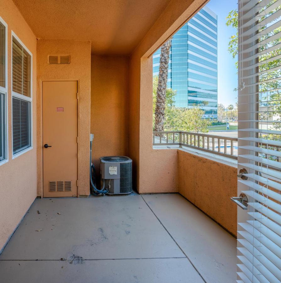 Amazing 2 Bedroom 7 Min From Disneyland W Free Parking อนาไฮม์ ภายนอก รูปภาพ