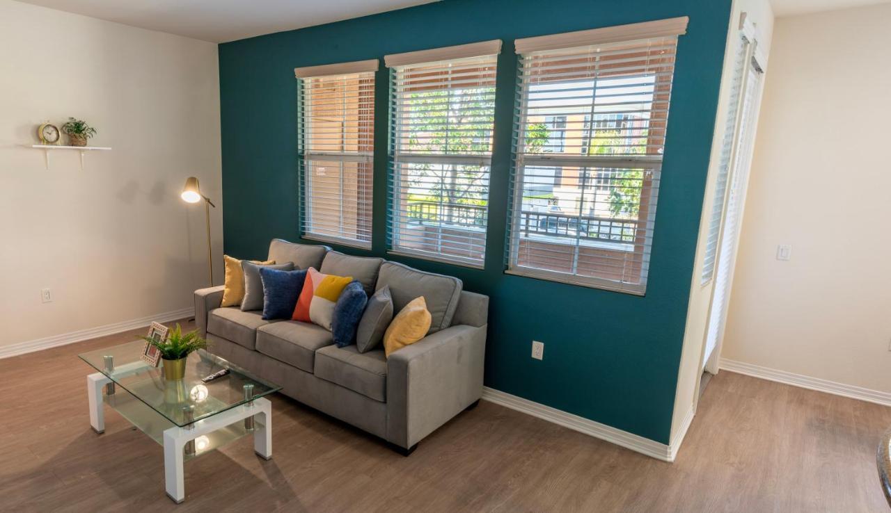 Amazing 2 Bedroom 7 Min From Disneyland W Free Parking อนาไฮม์ ภายนอก รูปภาพ