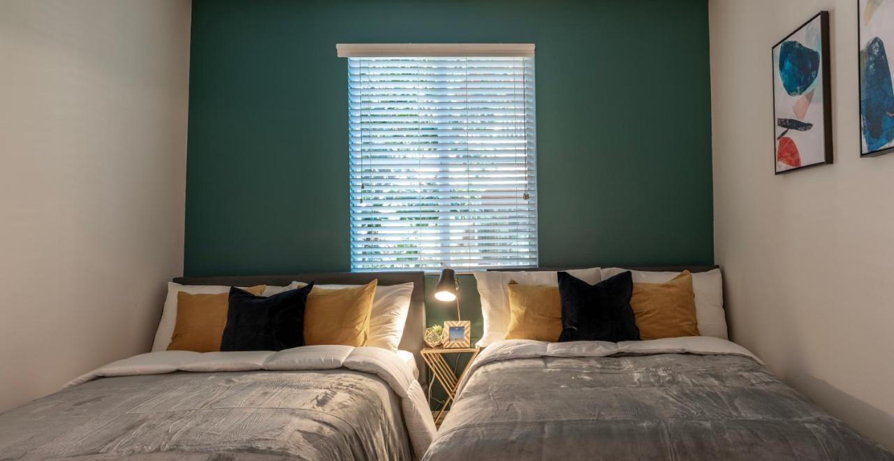 Amazing 2 Bedroom 7 Min From Disneyland W Free Parking อนาไฮม์ ภายนอก รูปภาพ